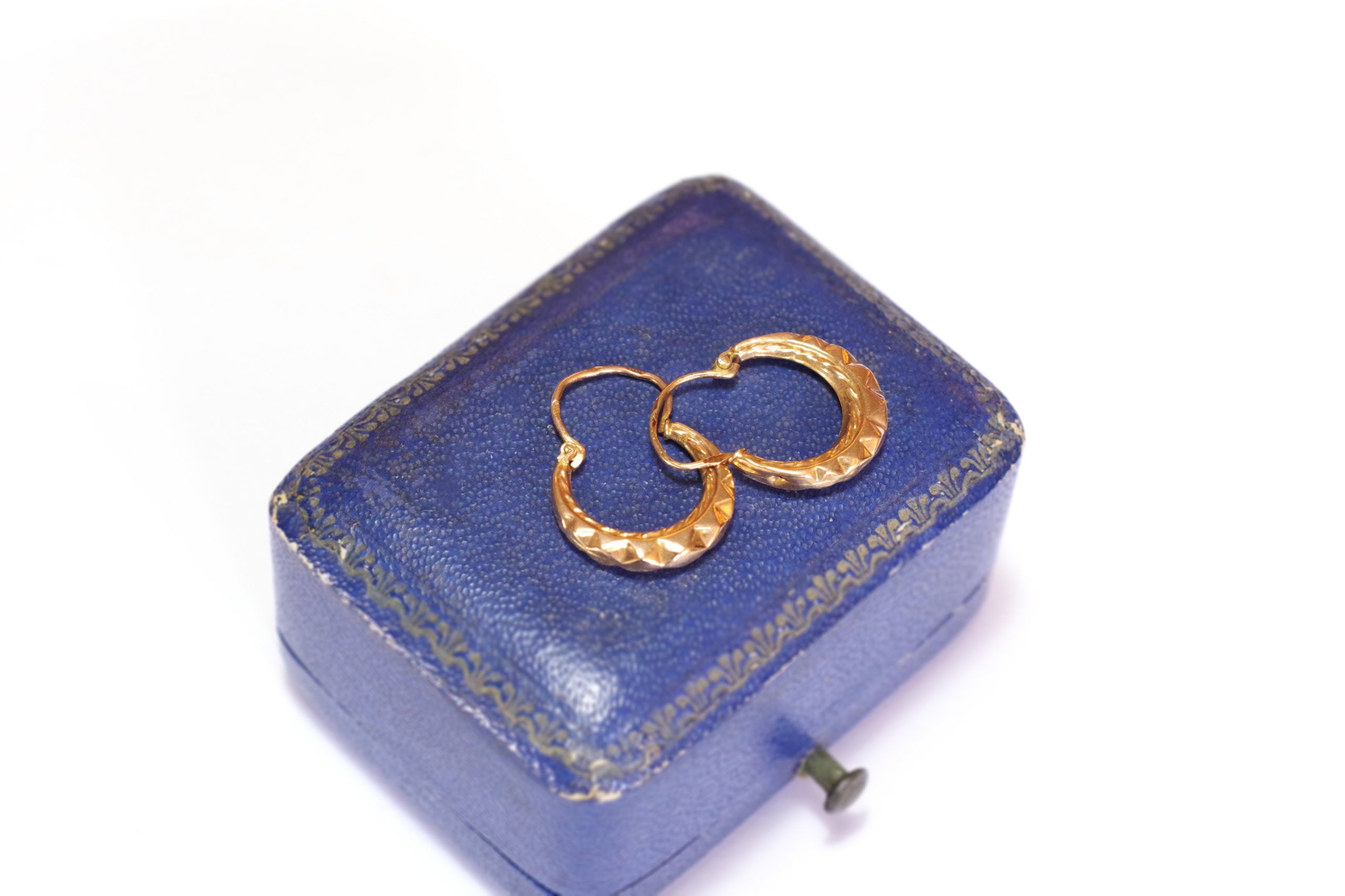 creoles vintage facettées en or jaune 18k