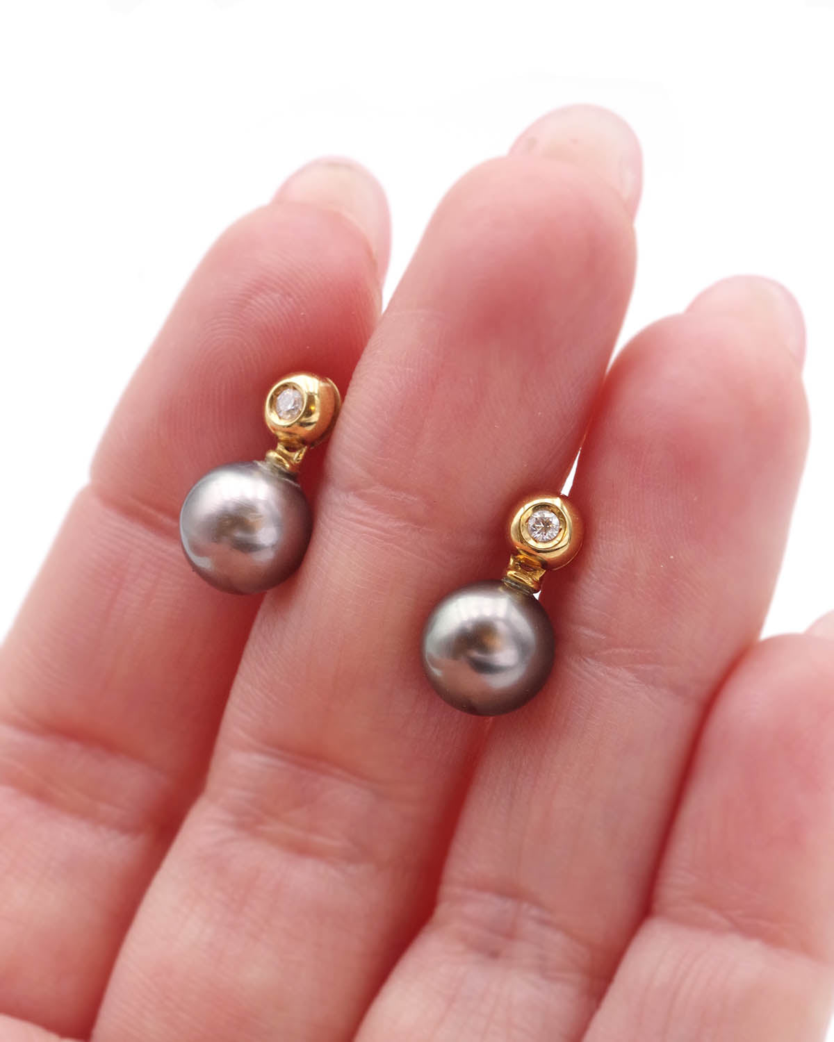 diamond pearl stud earrings