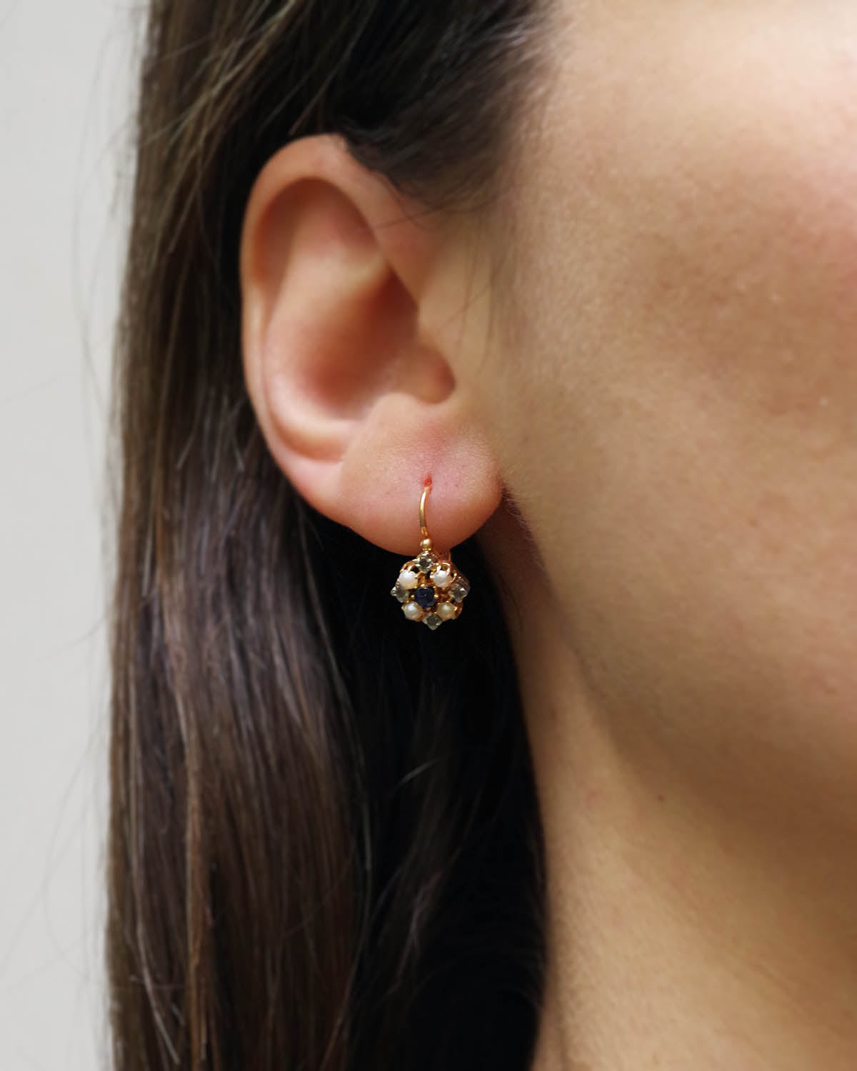 Dormeuses saphirs perles