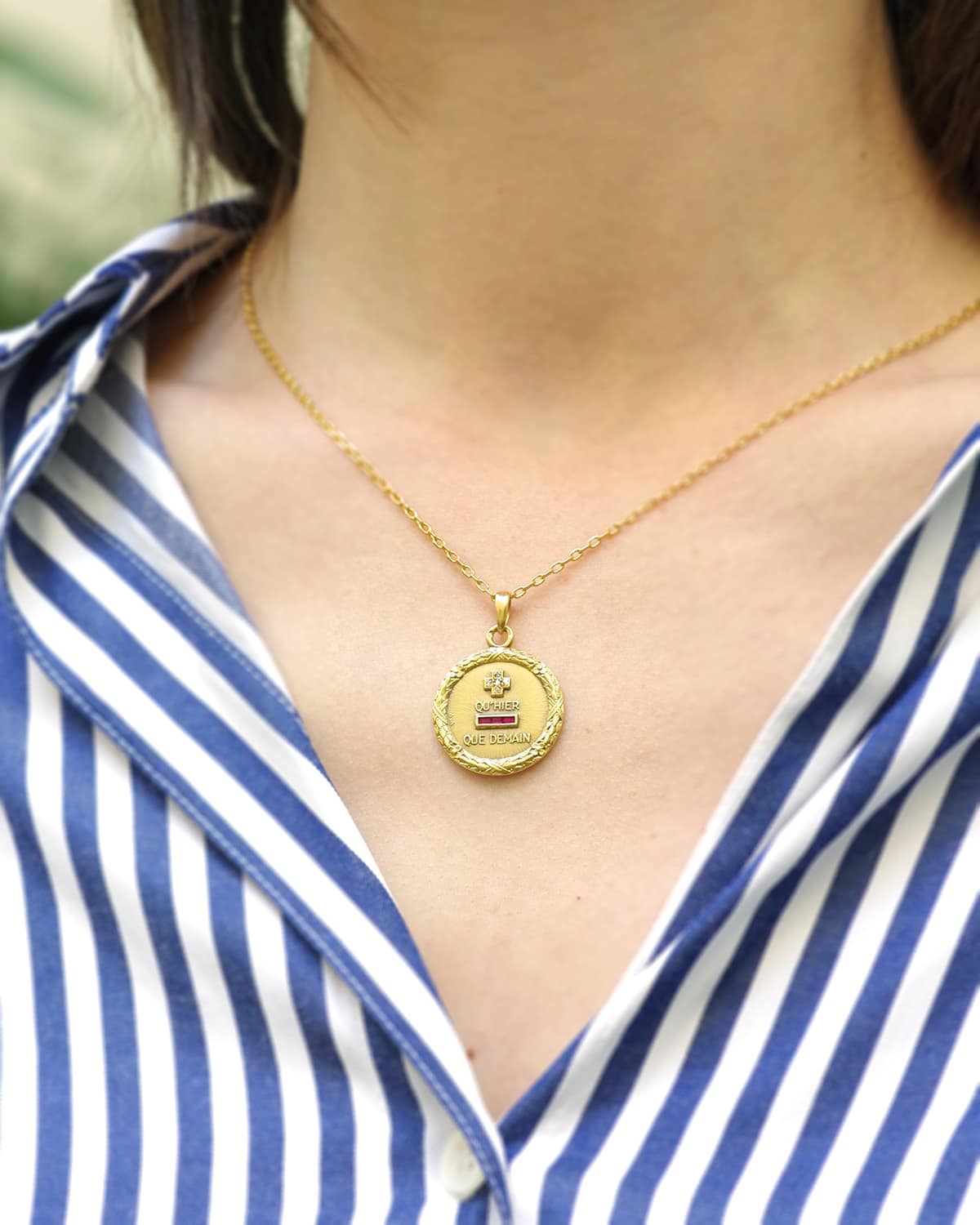 augis médaille ancienne grand modèle