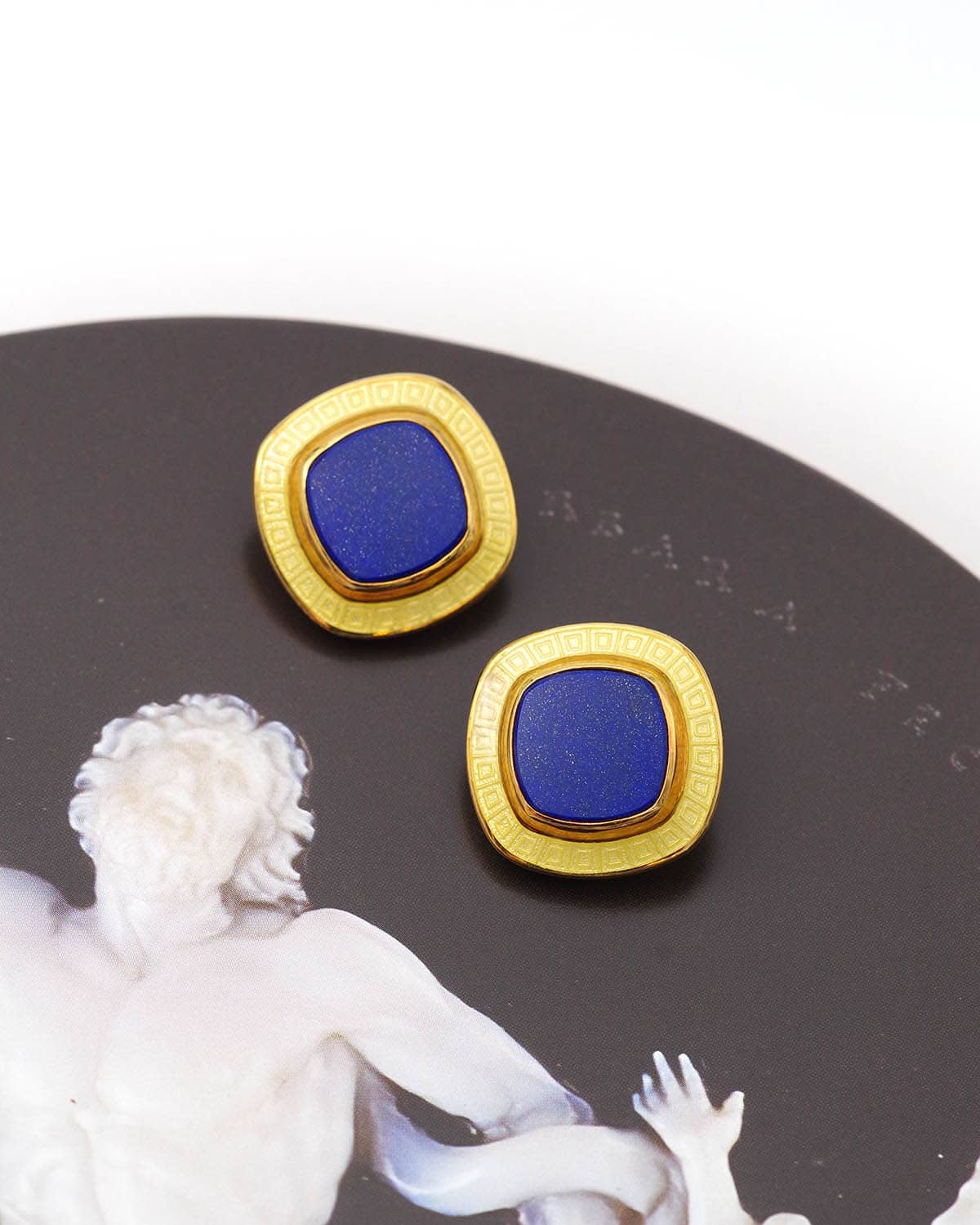 Lapis lazuli earclips in gold
