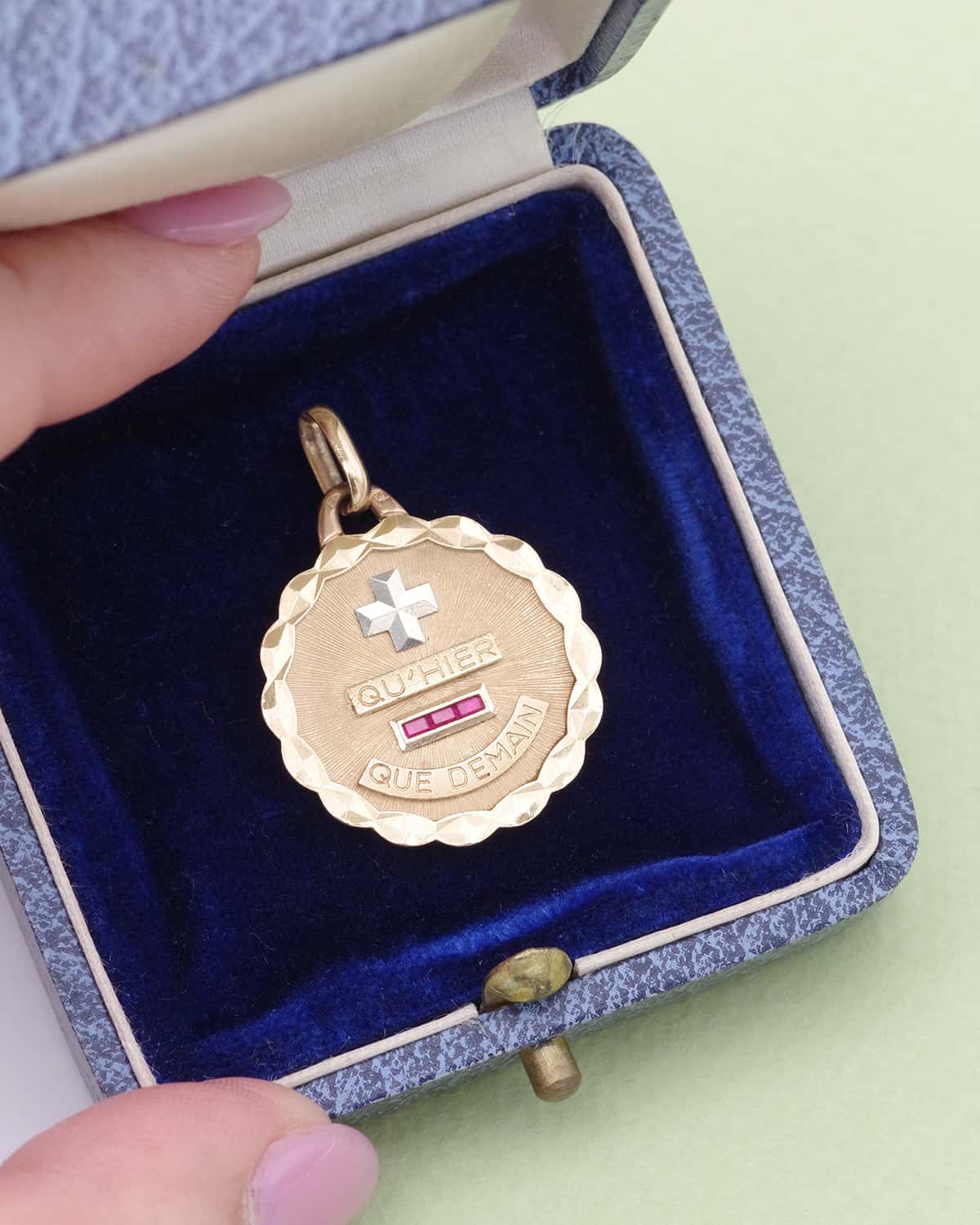 Augis love medal big size