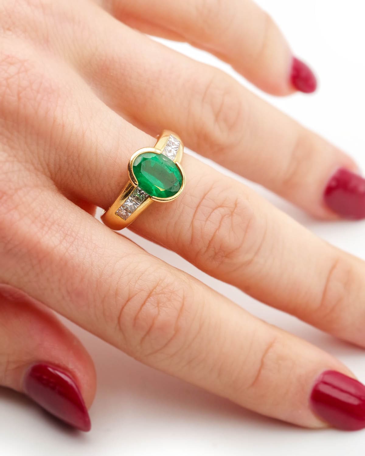 Bague diamants émeraude en or