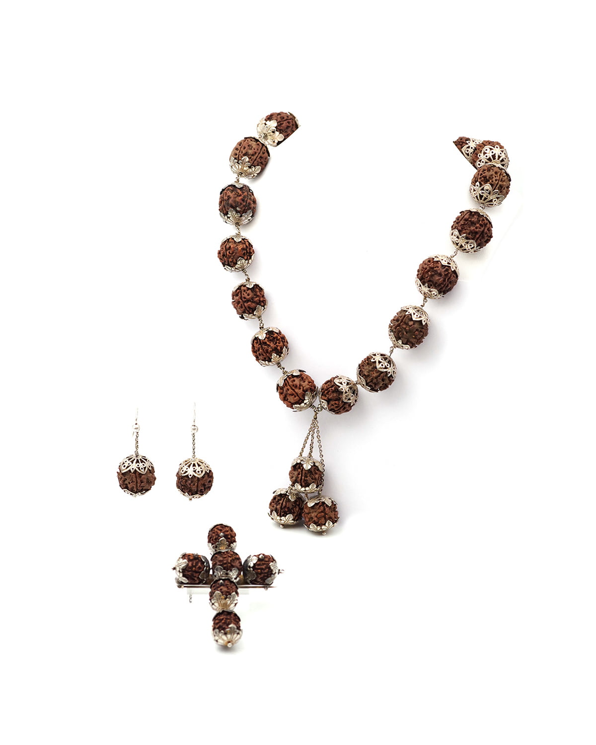 Indian set in silver with Rudraksha