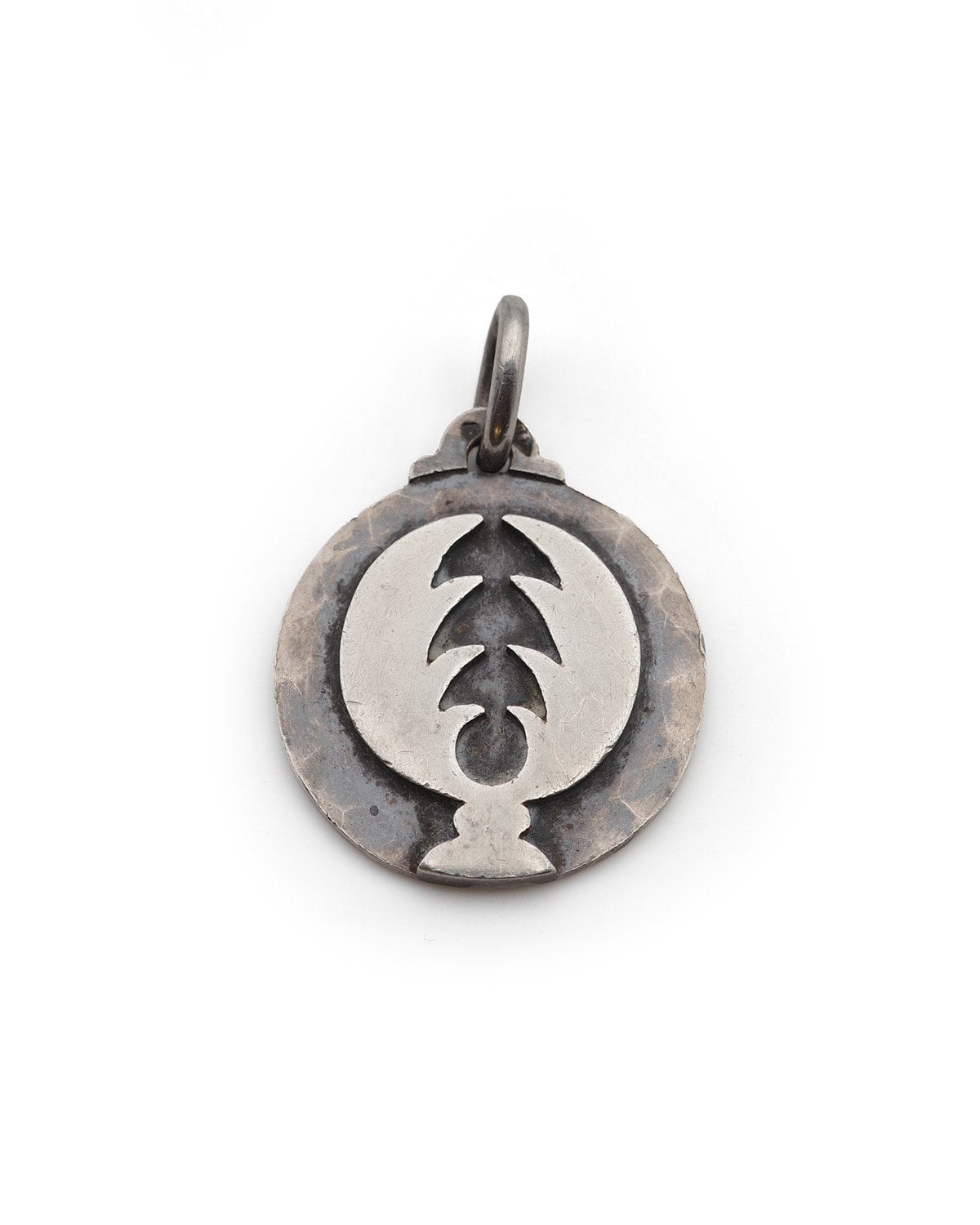 Pendentif Jean despres en argent