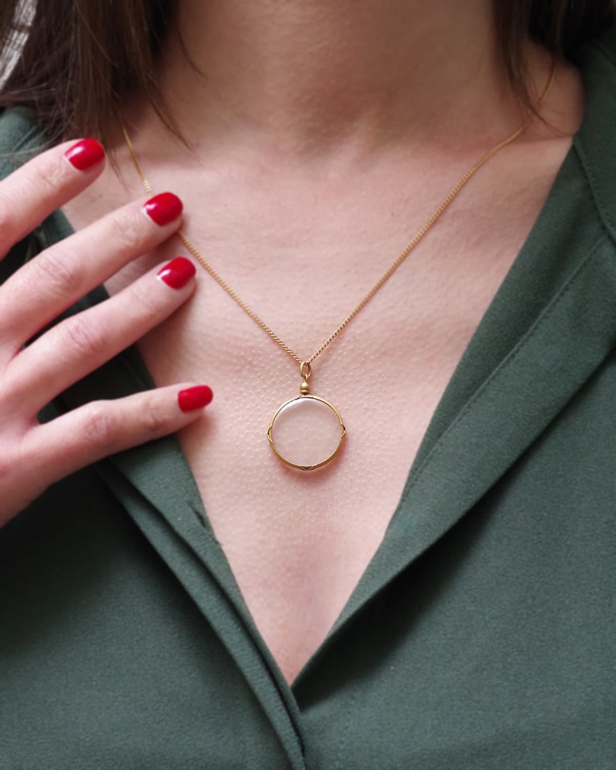 Antique locket pendant round shape