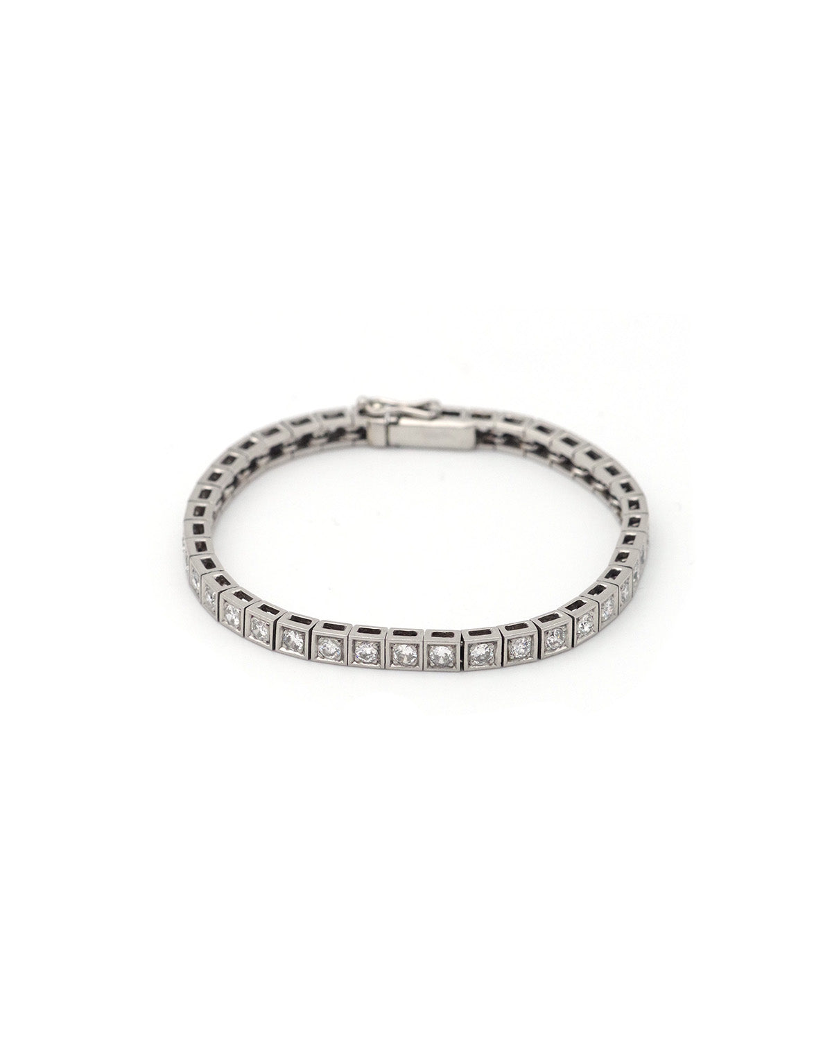 platinum tennis bracelet