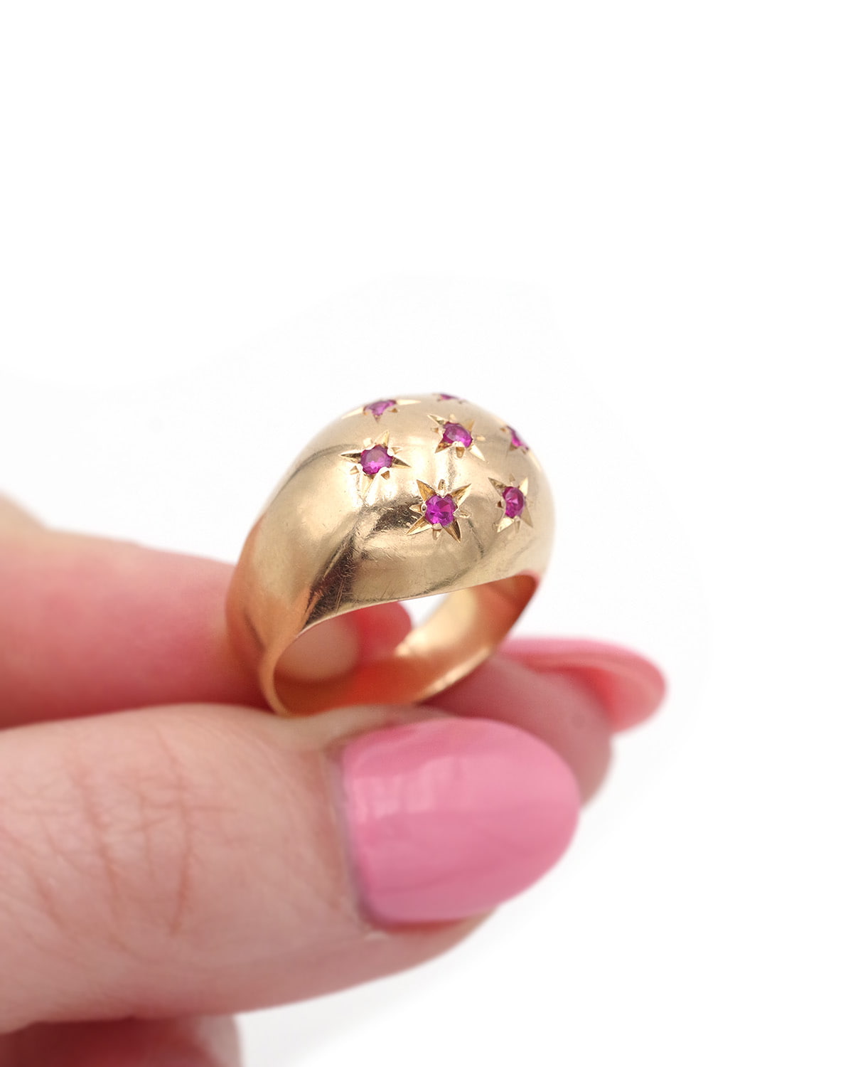 Vintage ruby ring in gold