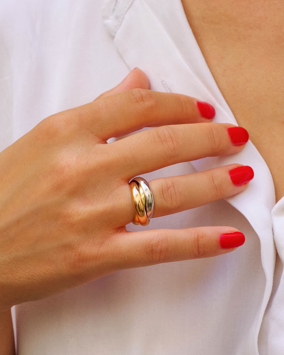 Cartier rolling ring large in gold