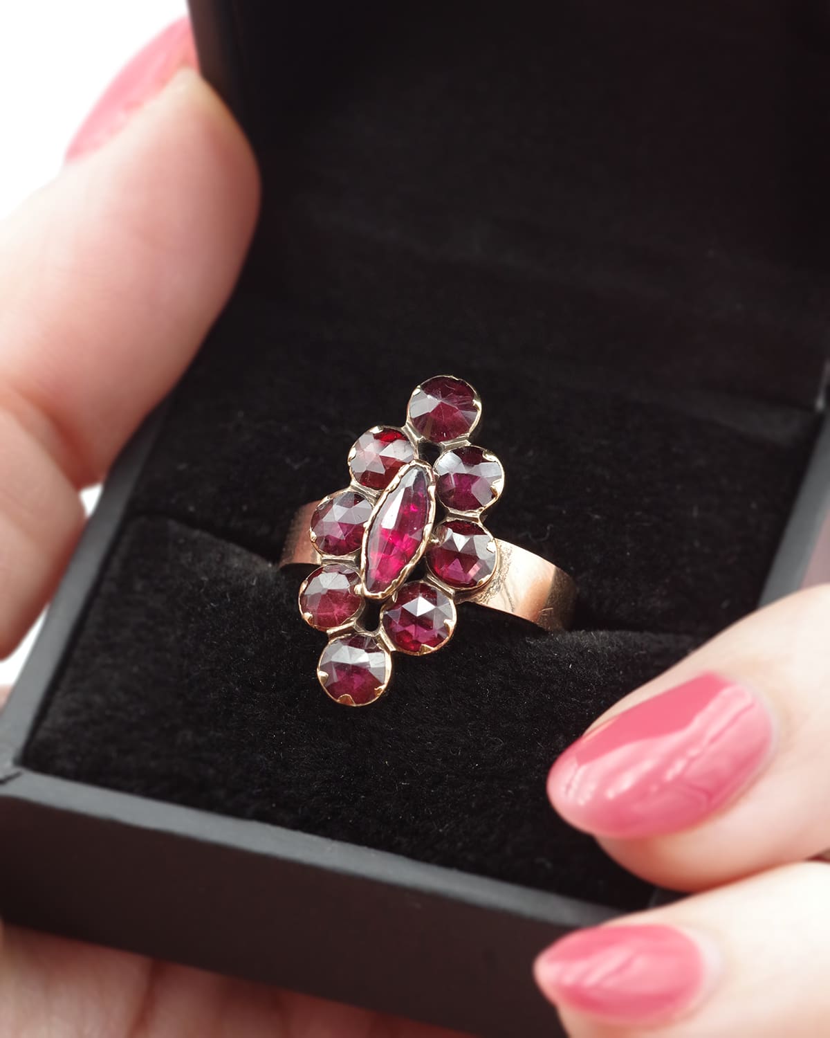 Navette perpignan garnet ring
