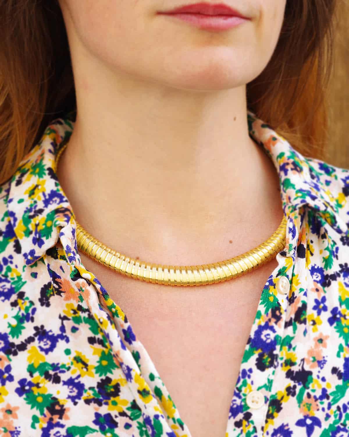 Mid century flexible gold necklace