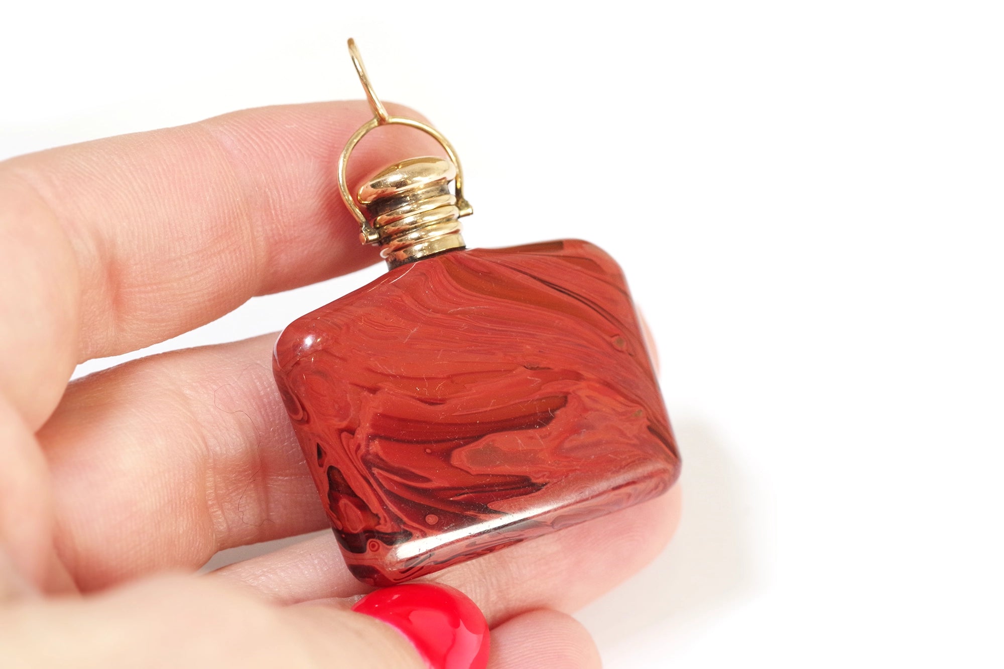 Pendentif verre flacon parfum en or