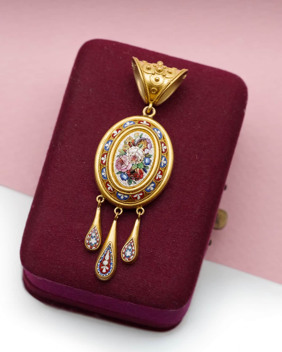22k gold etruscan revival micromosaic pendant locket