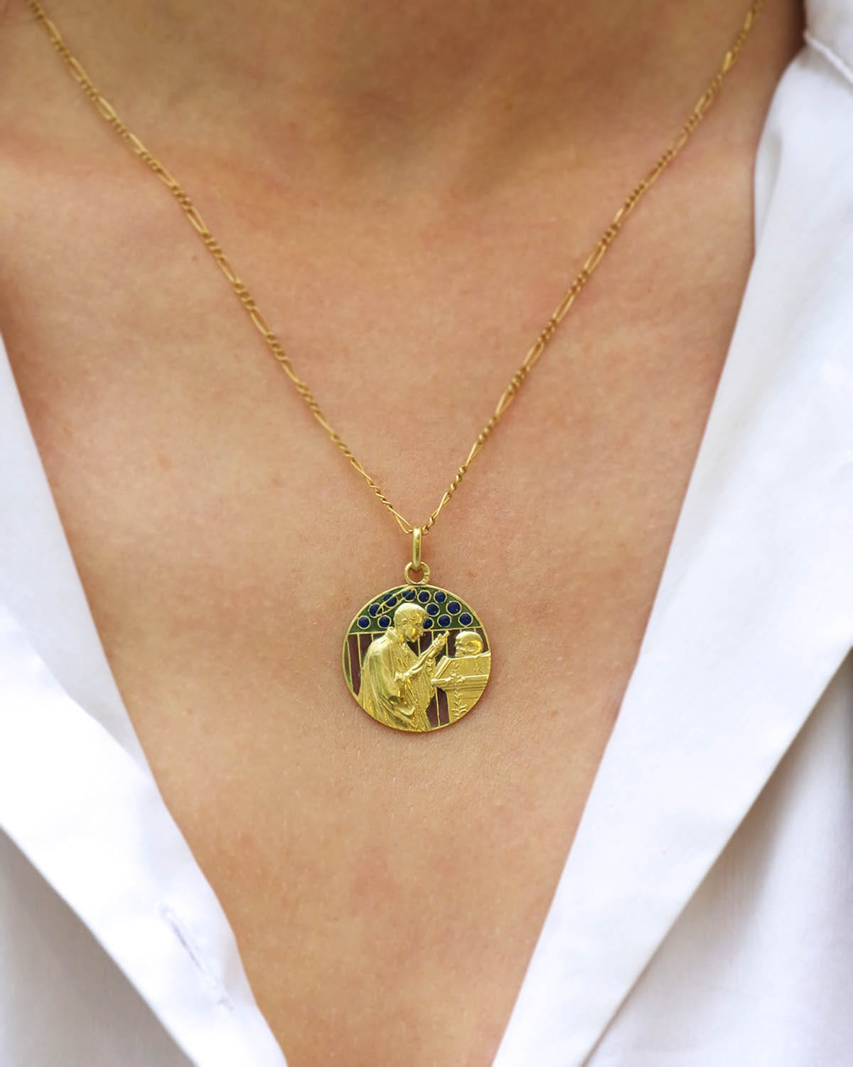 Pendentif Art nouveau en émail plique a jour