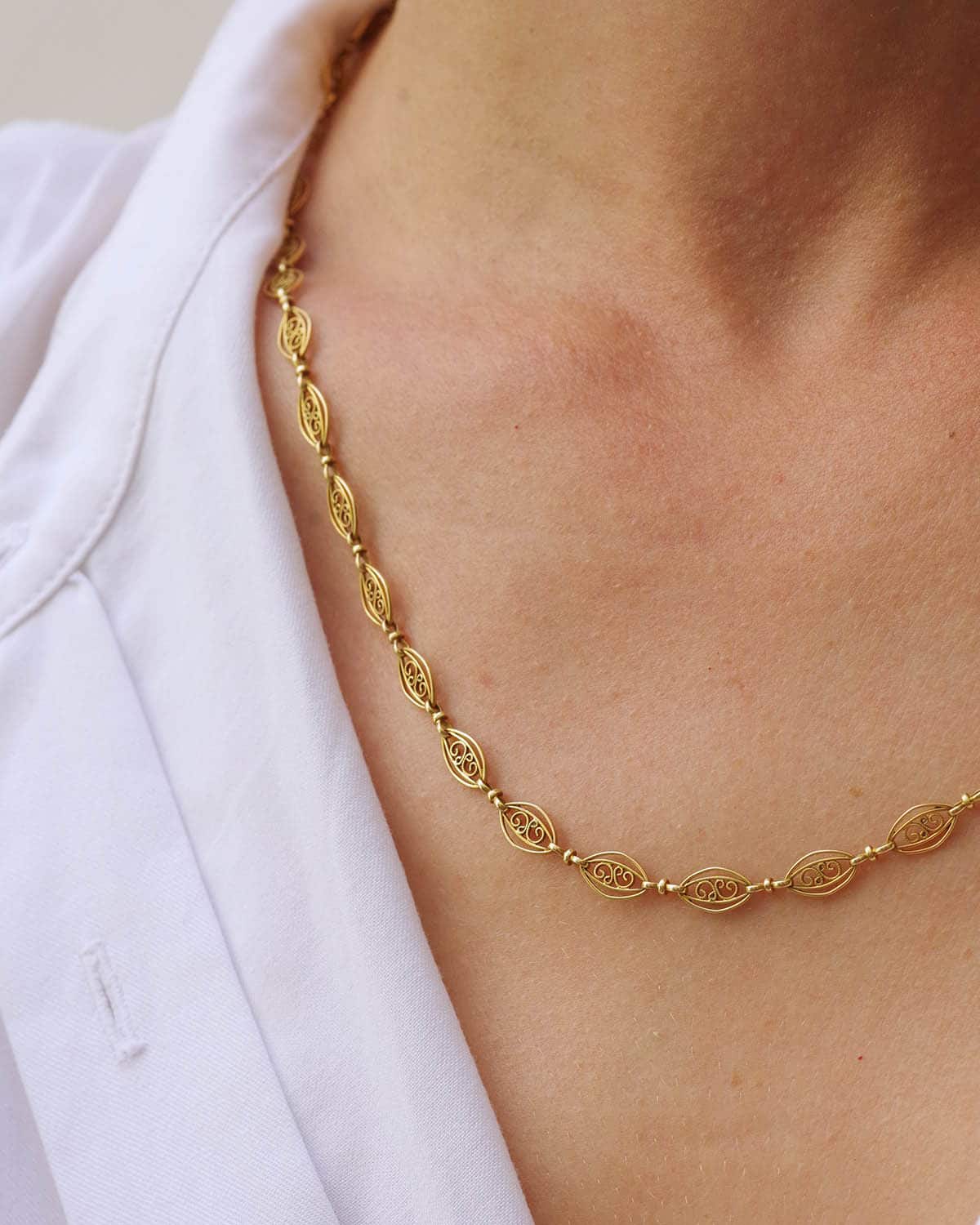 Collier filigrane en or