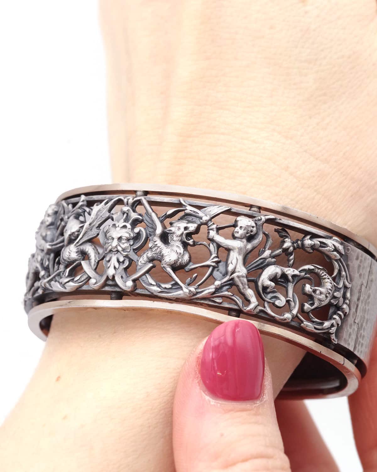 Fanniere neo gothic bracelet in silver