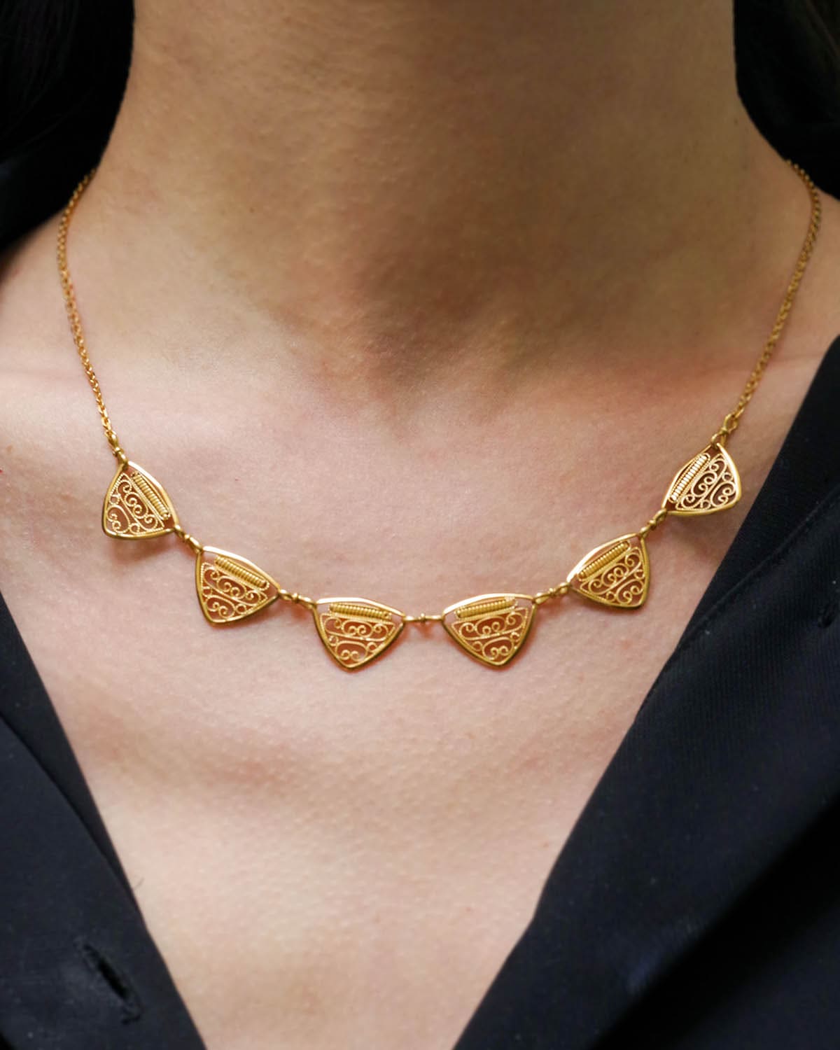 Gold filigree necklace 