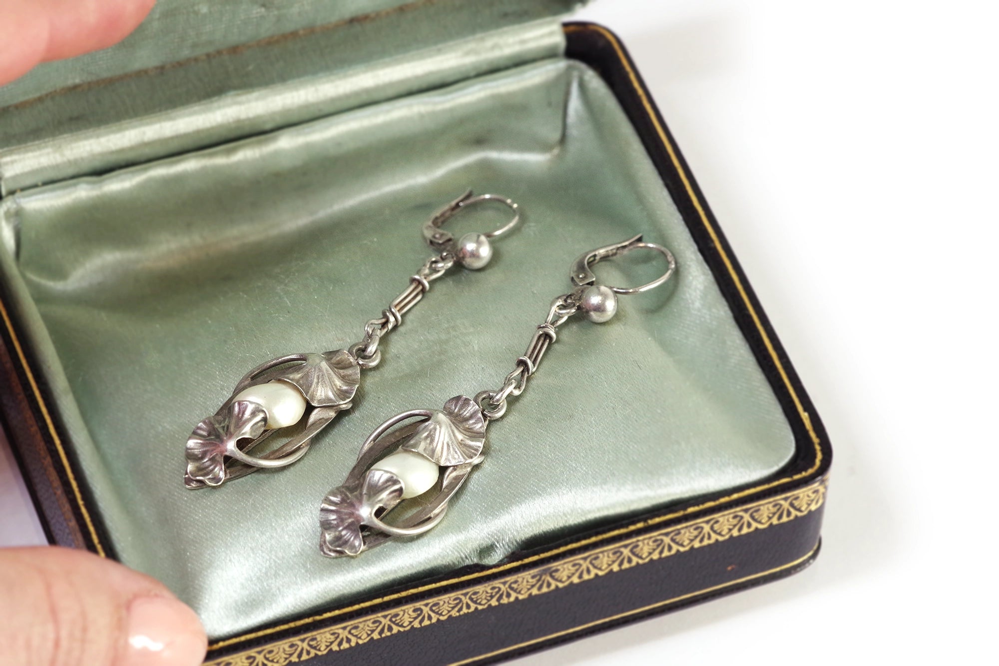 Boucles d’oreille Art Nouveau Paul Dumont