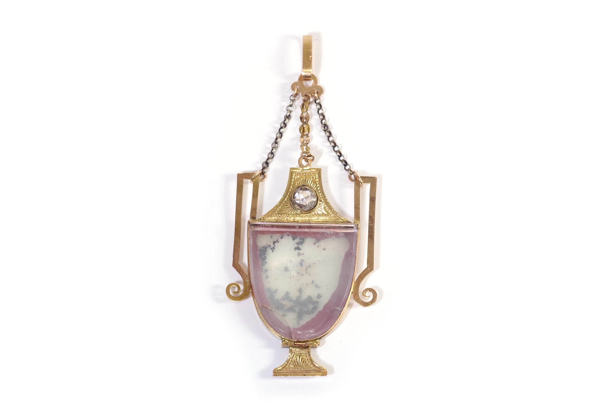 pendentif ouvrant urne empire en or