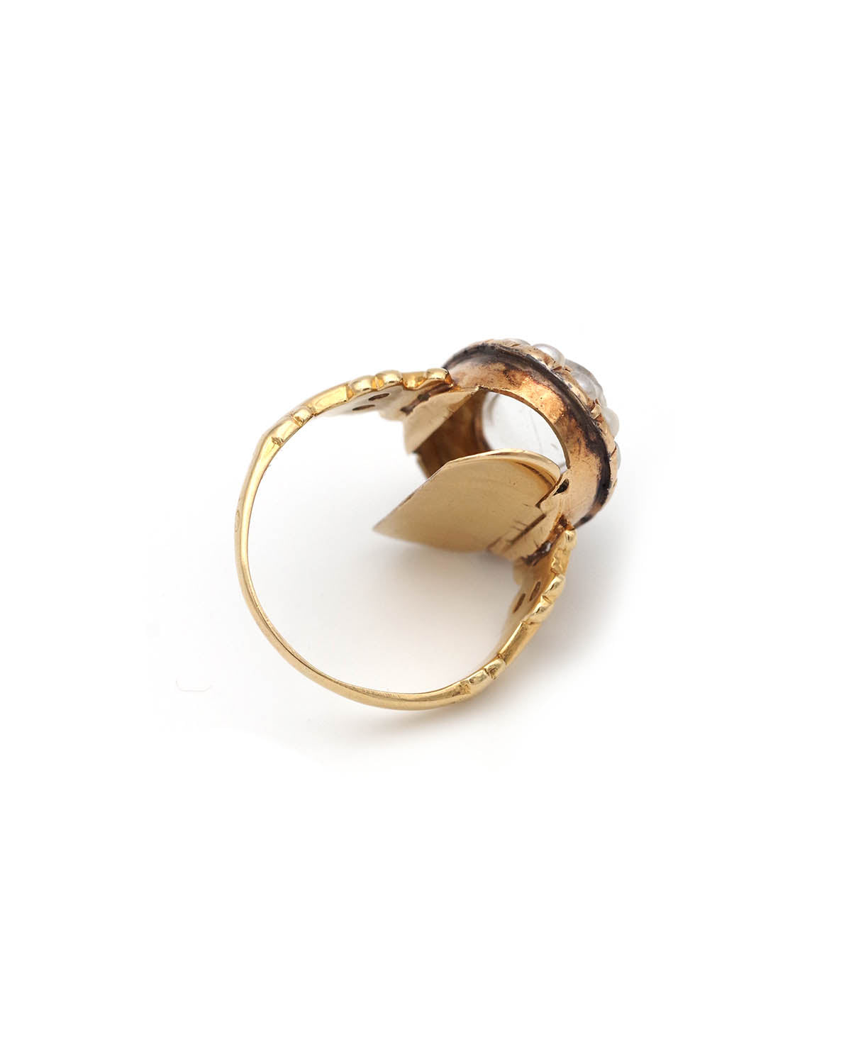 Victorian gold ring