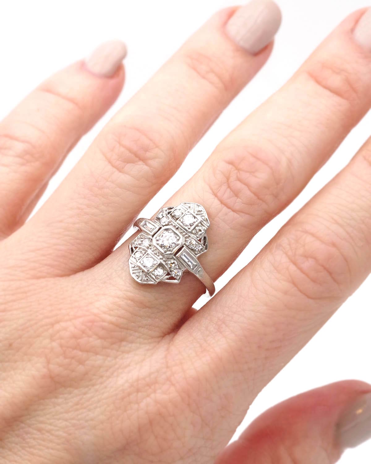 Art deco diamond ring in gold and platinum