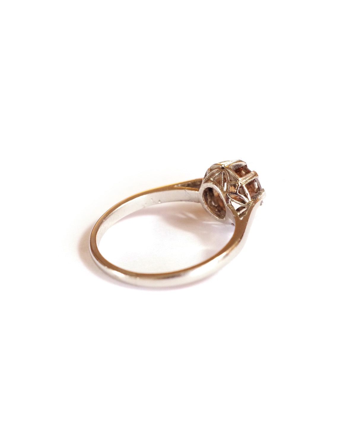 bague solitaire diamant brun