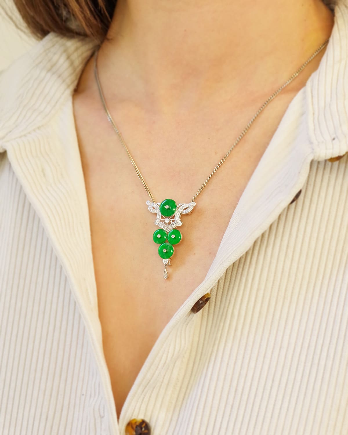 Pendentif broche jade