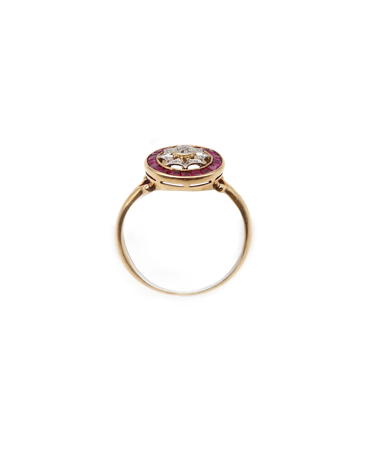 Art deco target ring