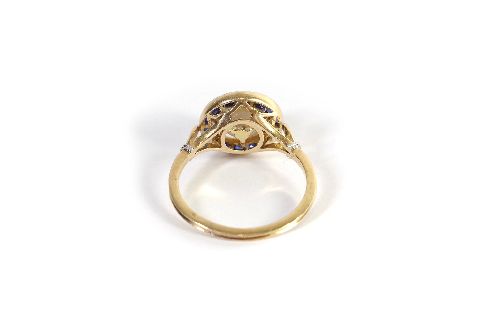 Bague Art Deco circulaire saphirs