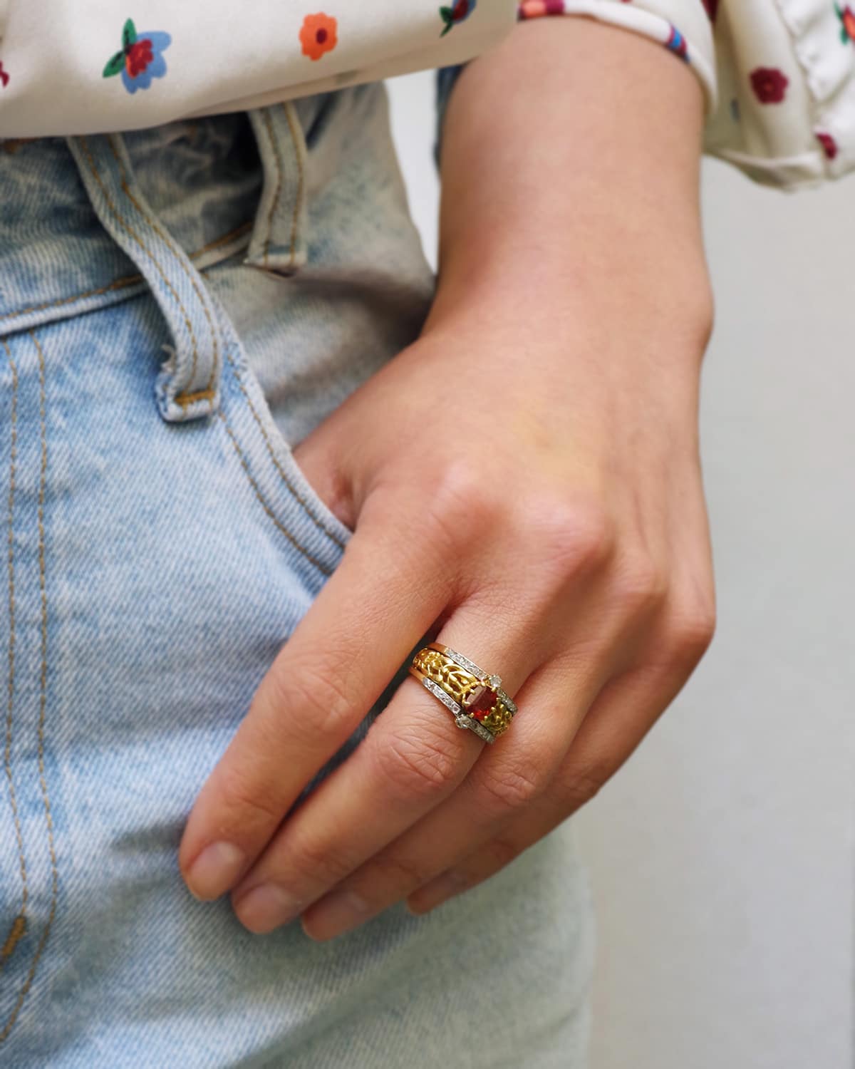 Edwardian garnet diamond ring