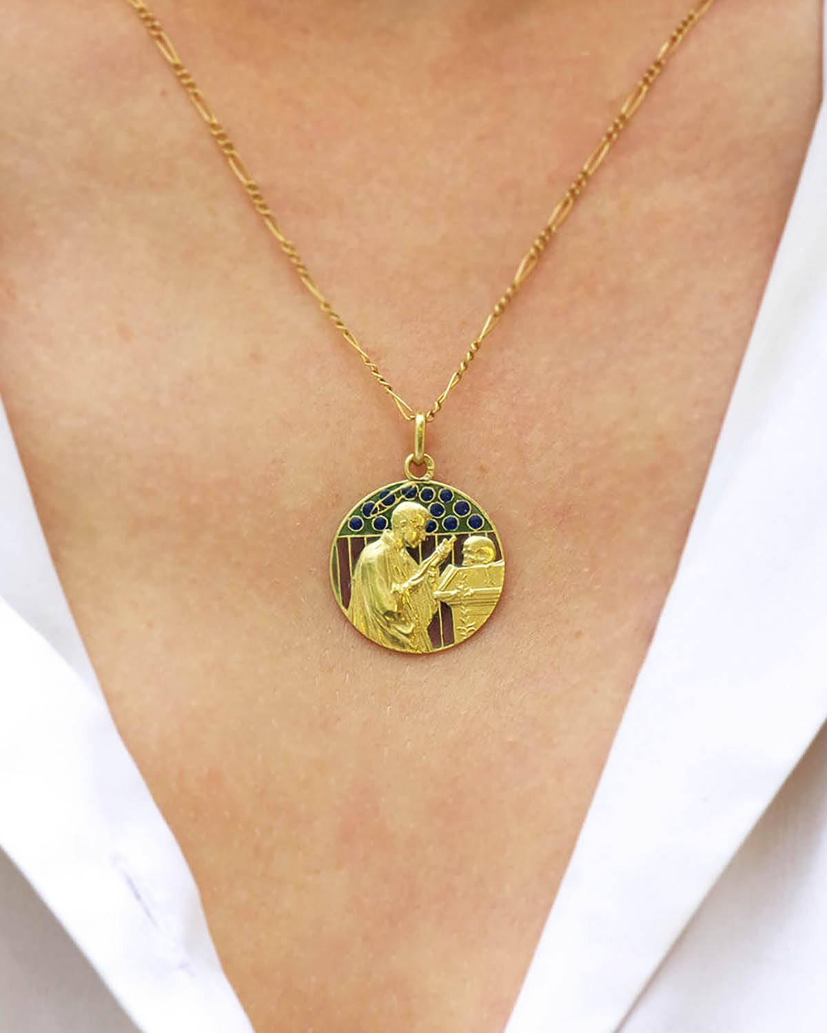 Pendentif Art Nouveau émail translucide en or