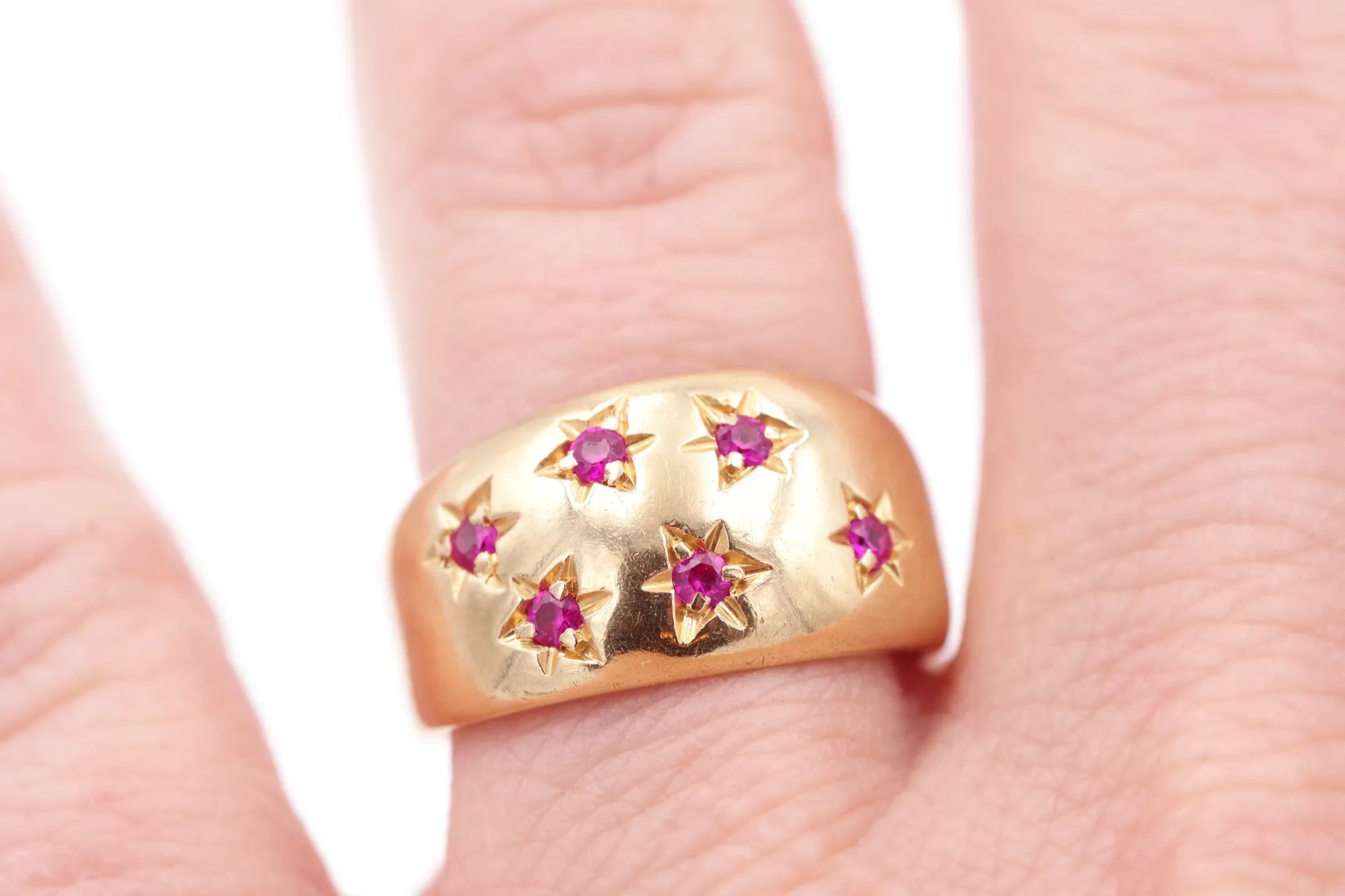 Bague boule rubis étoilé