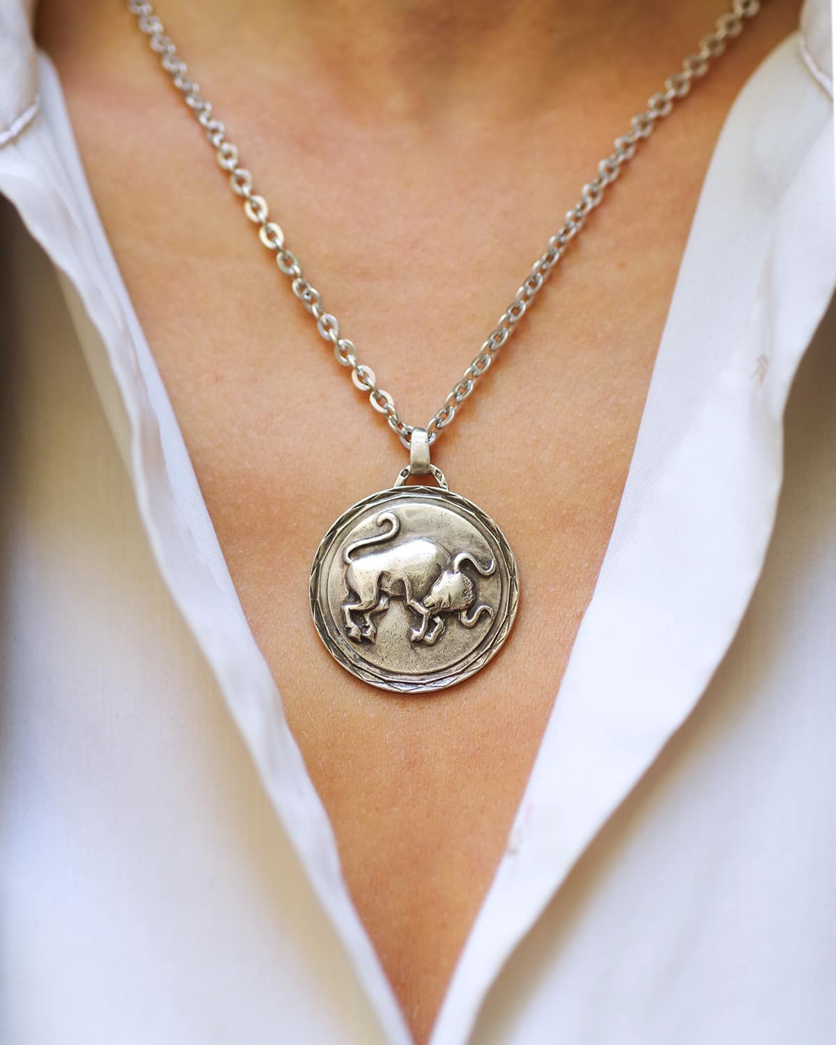 Médaille taureau en argent