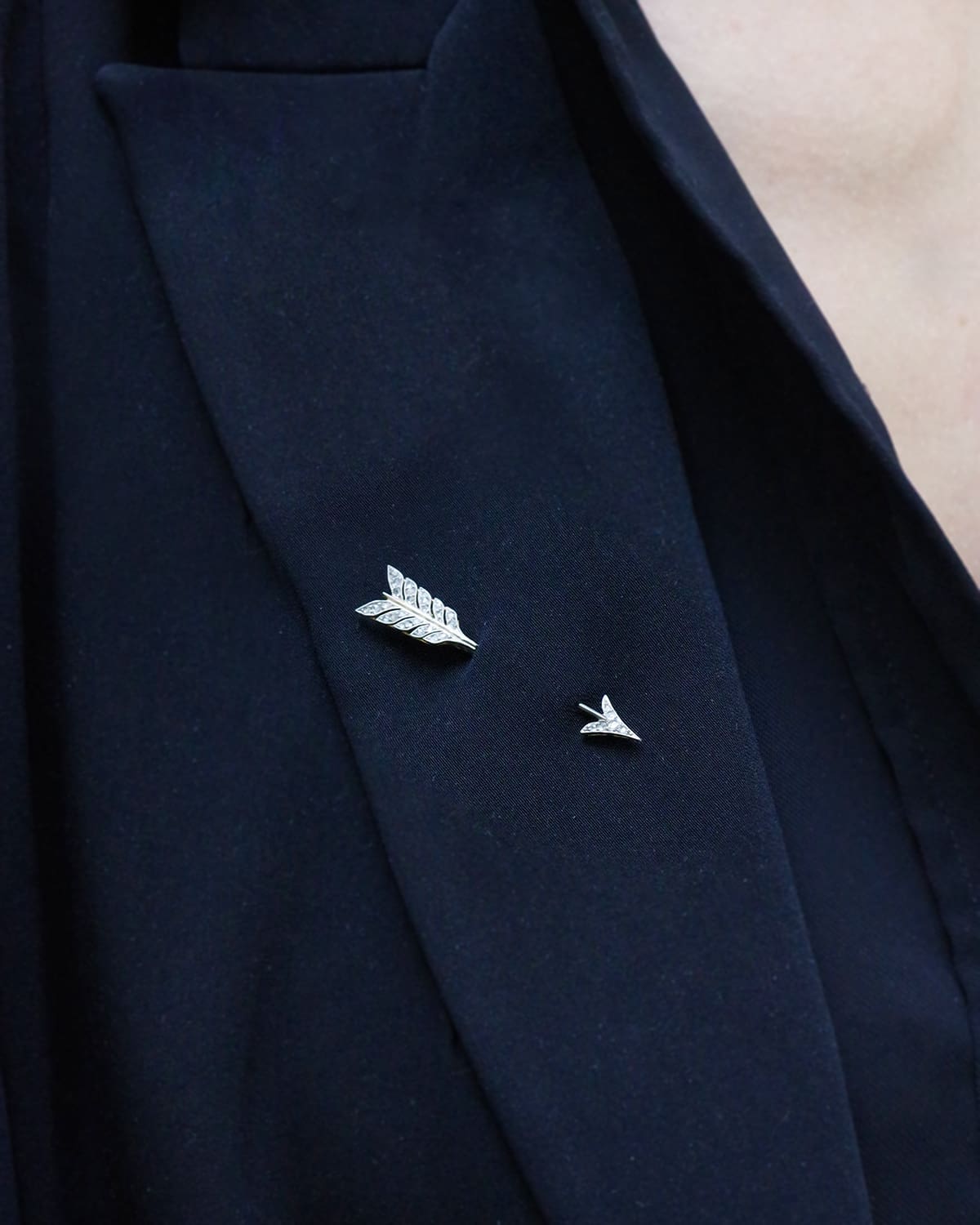 Edwardian diamond arrow pin