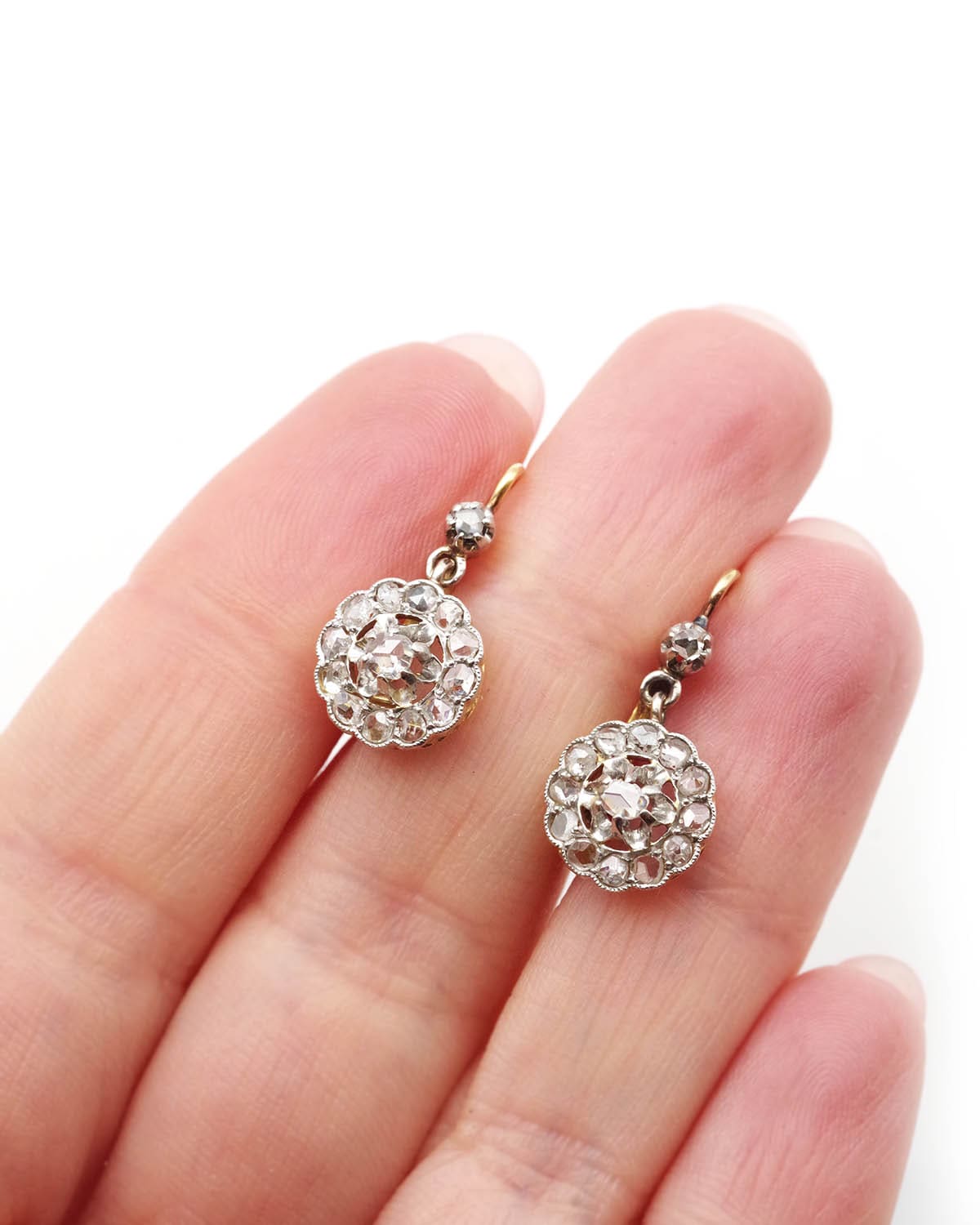 Dormeuses fleur diamants 0.32 ct