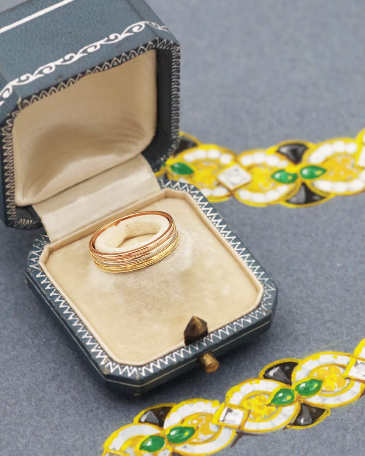 three gold ring