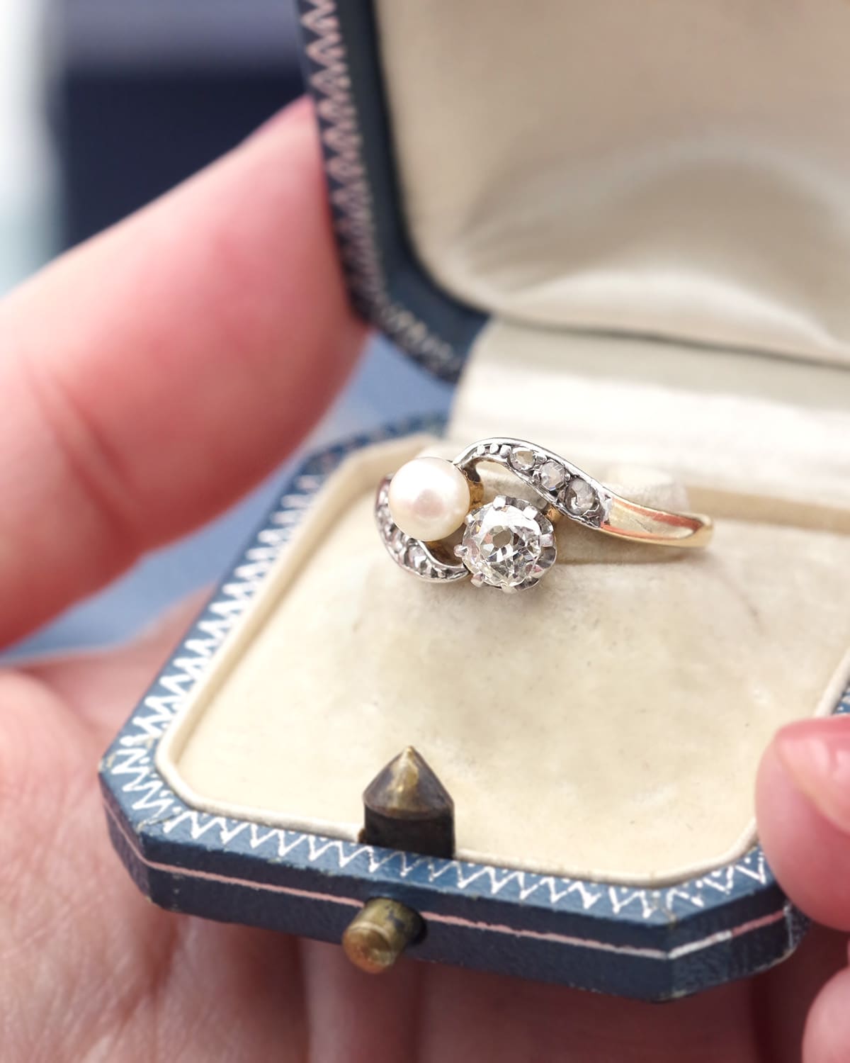 Edwardian ring in gold