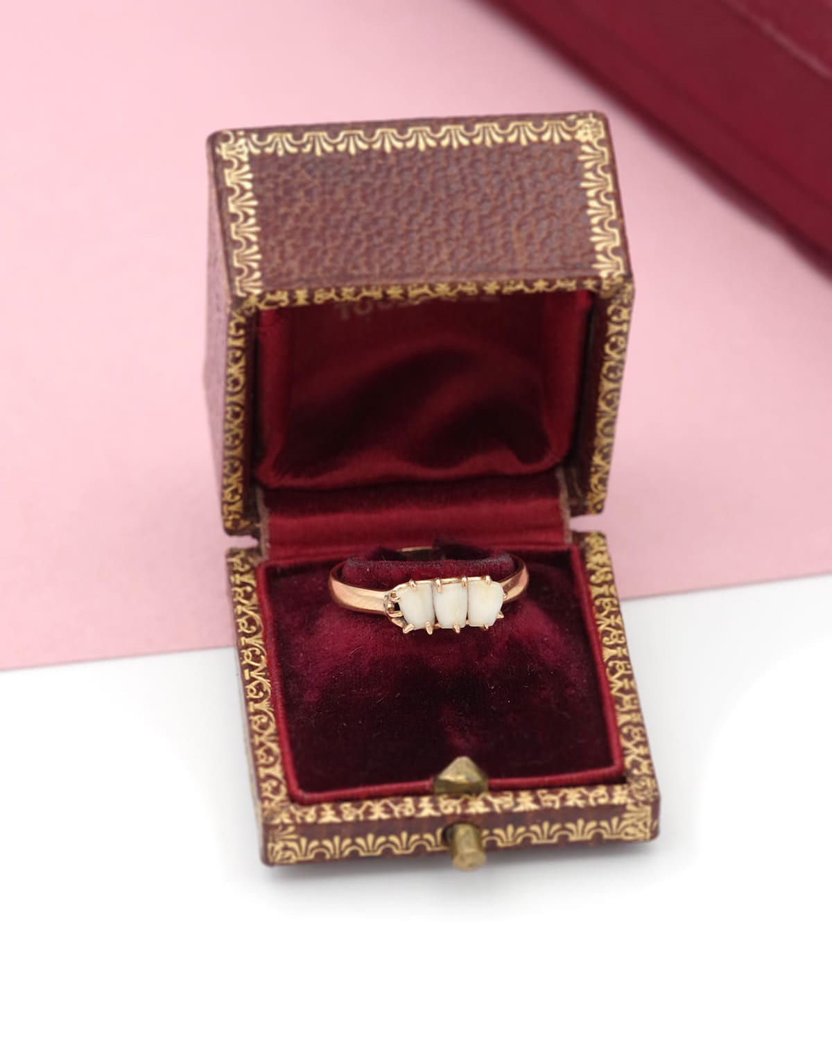 Ancienne bague de sentiment