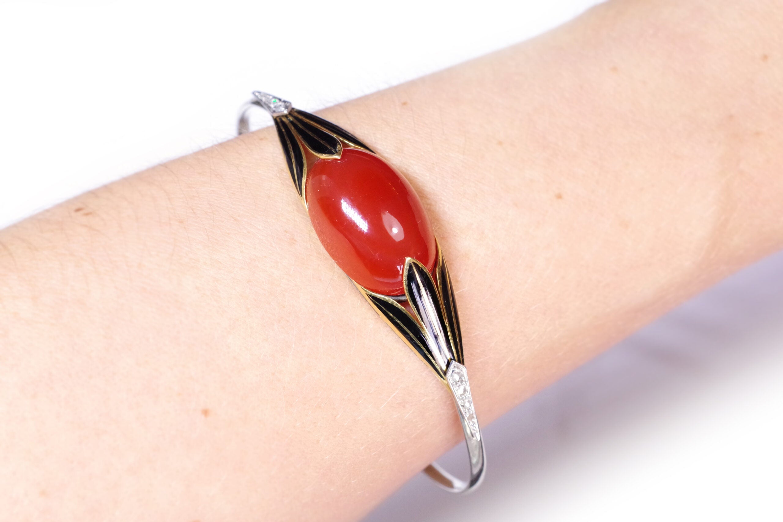 enamelled cornelian bracelet Art Deco period egyptomania