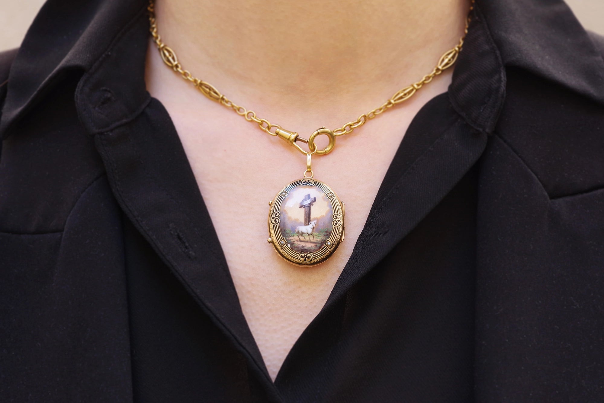 Enamelled swiss locket pendant