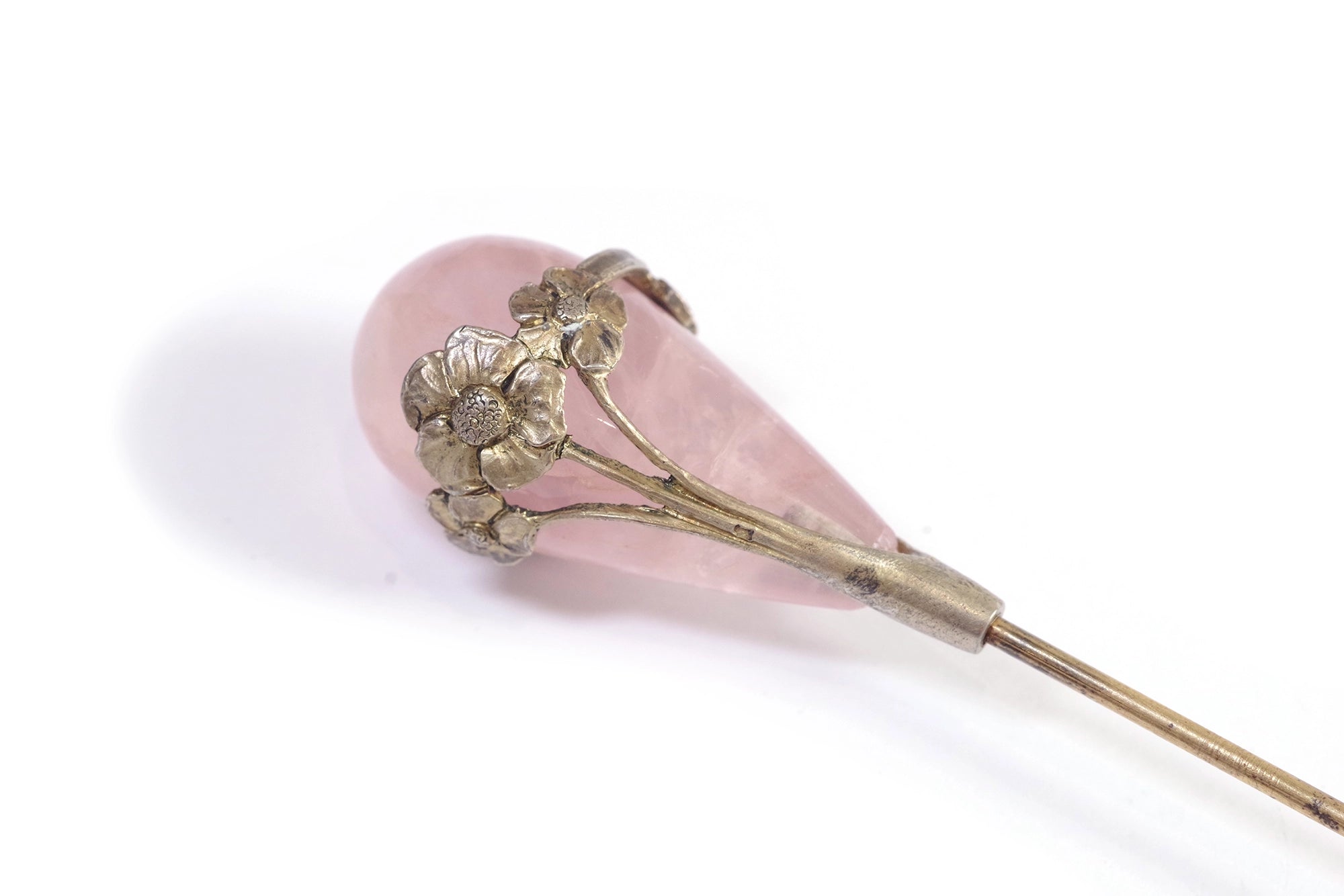 Art Nouveau hat pin in silver