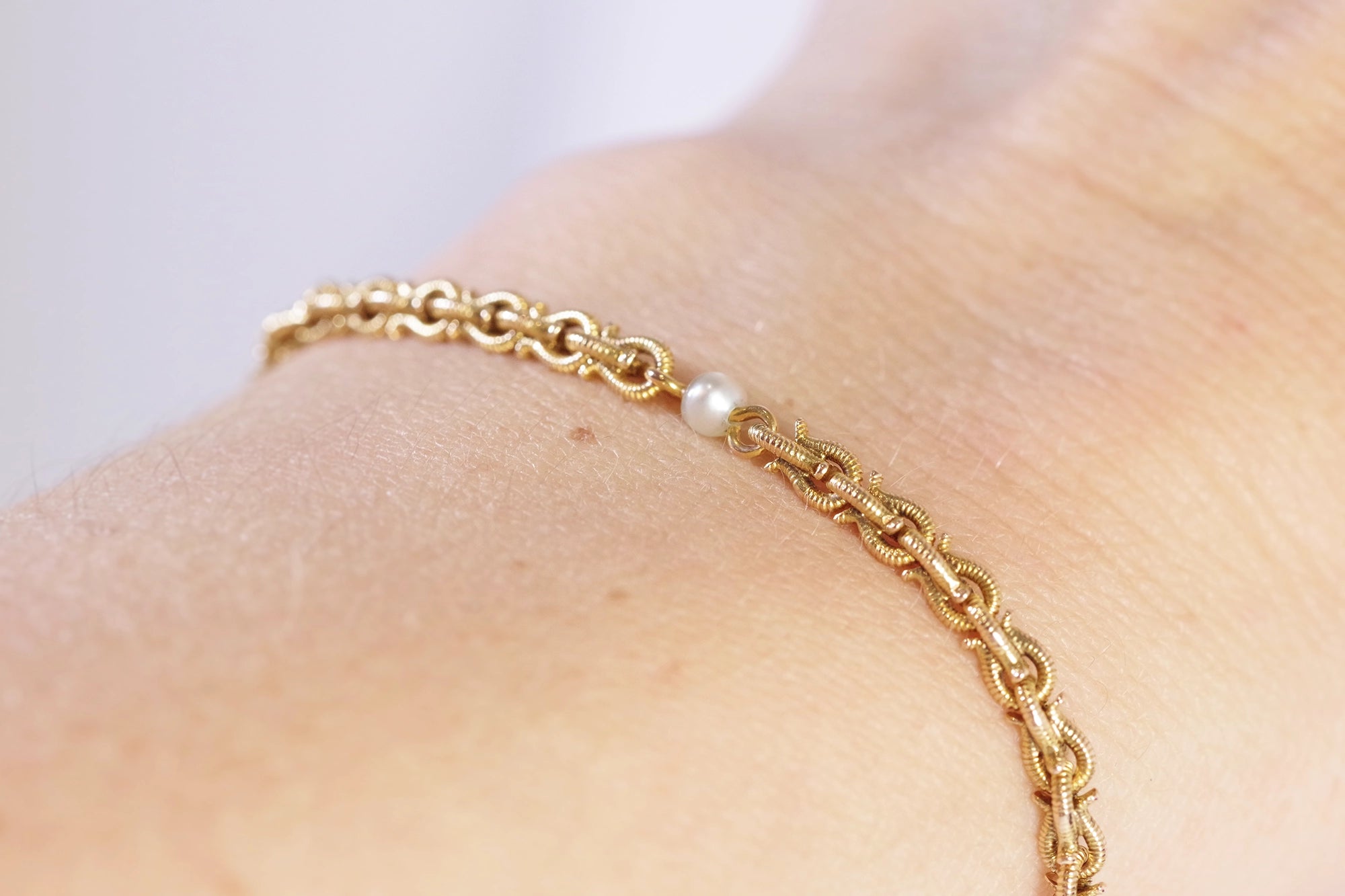 antique gold chain bracelet