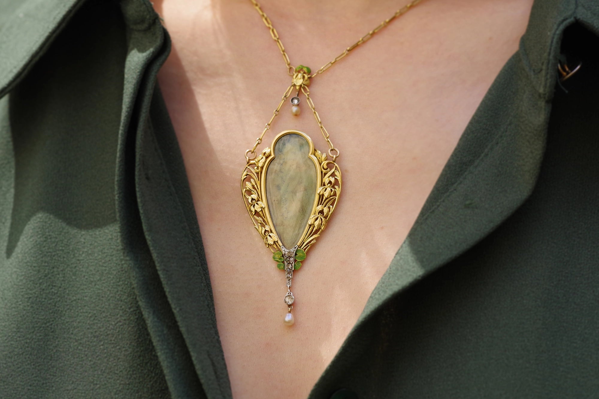 Collier Art Nouveau français en or