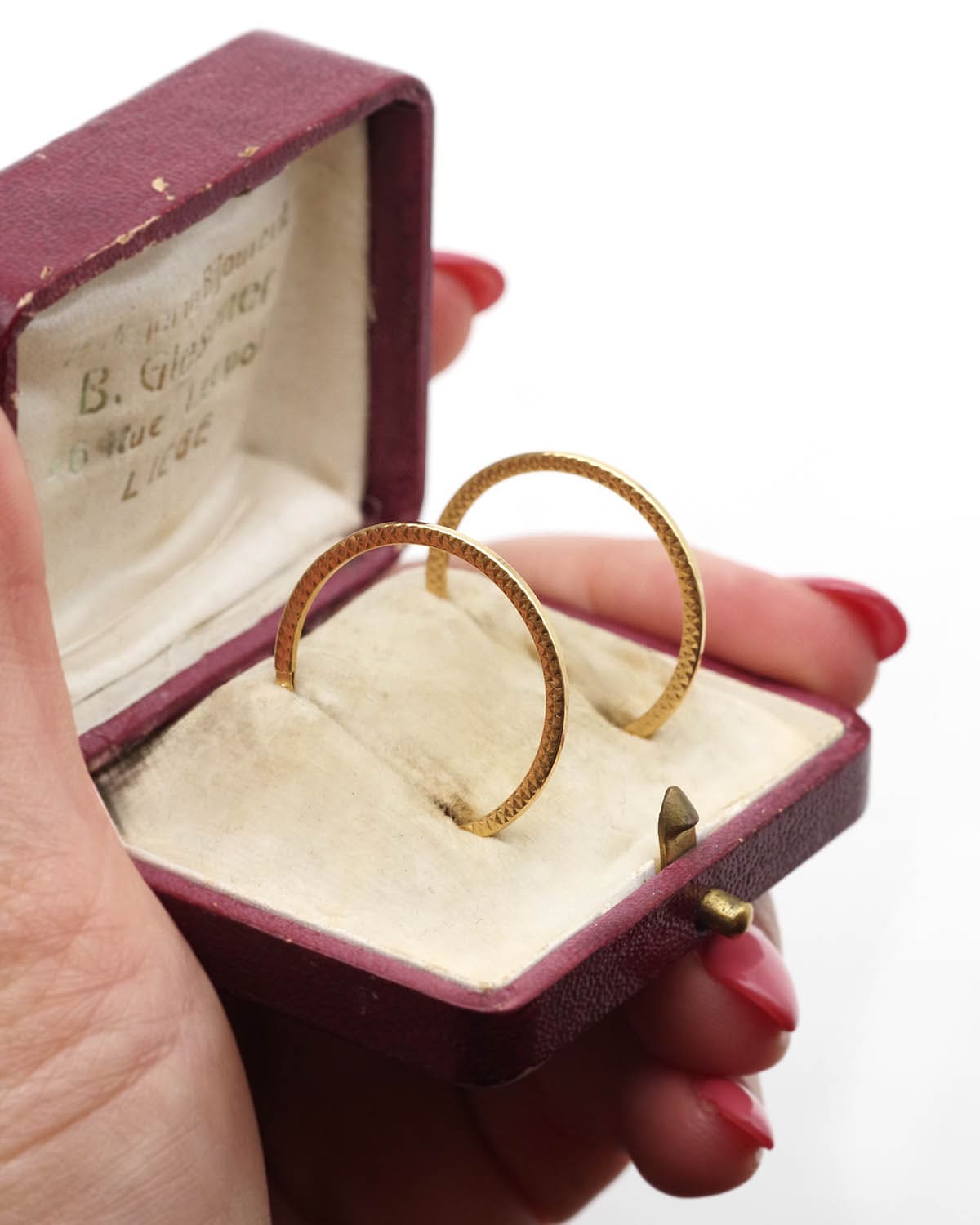 Pre-owned hoop earrings