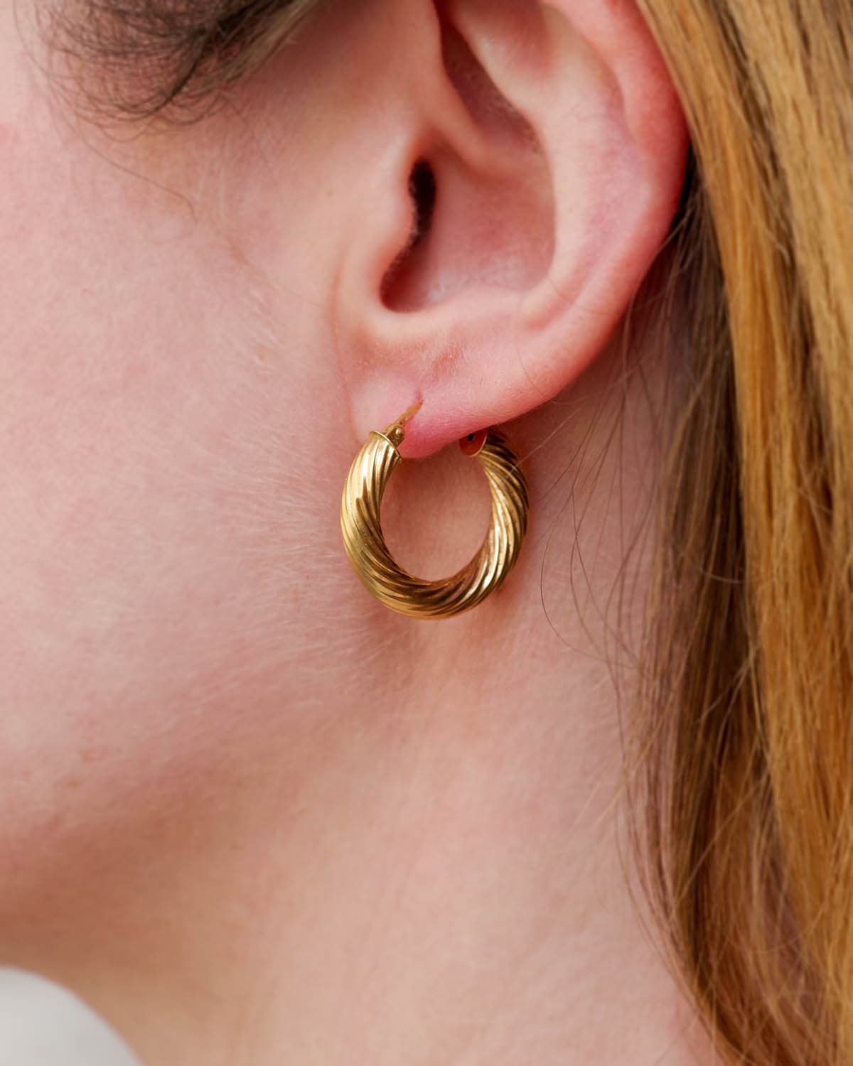 créoles en or vintage charles perroud