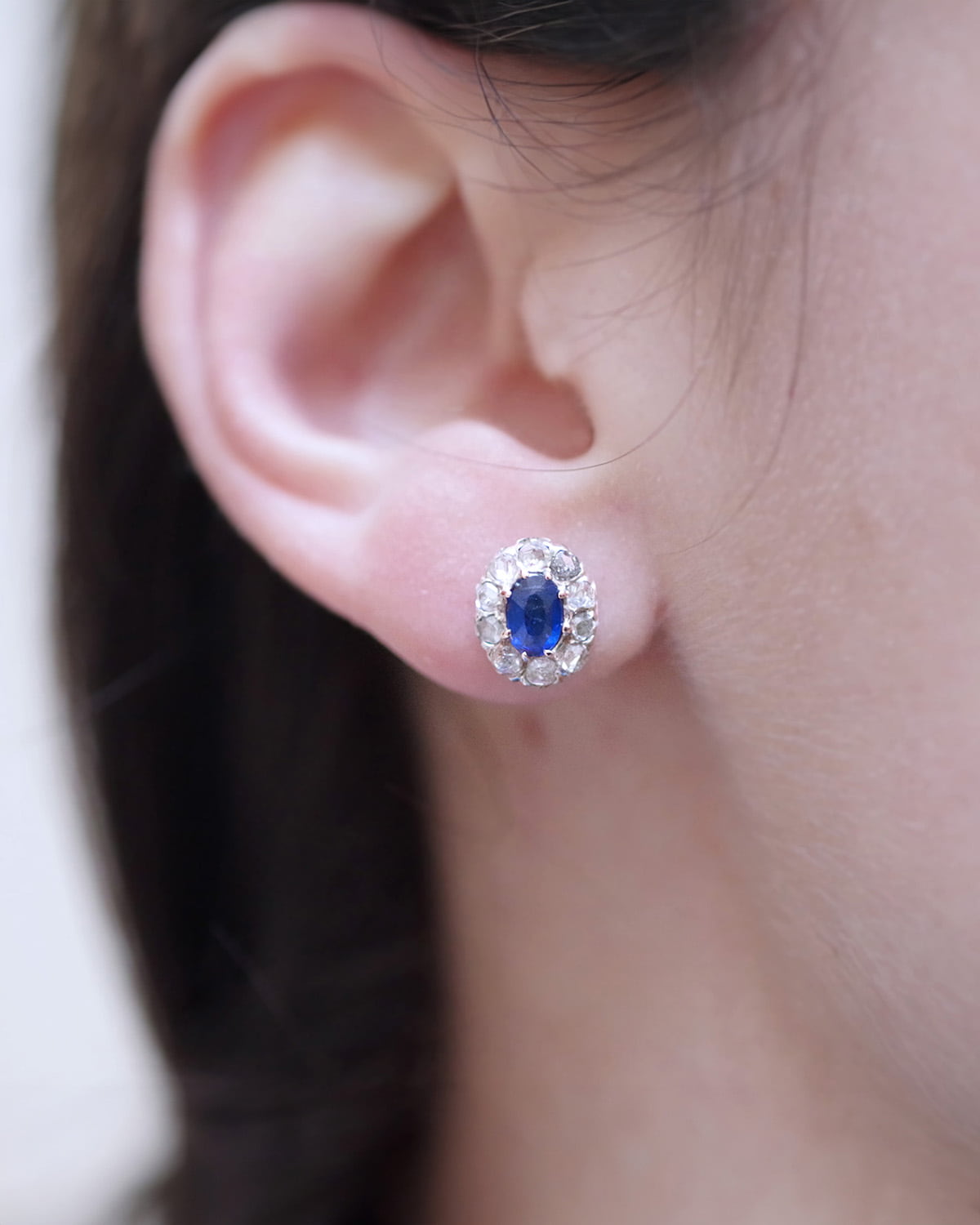 Boucles oreille saphir diamants