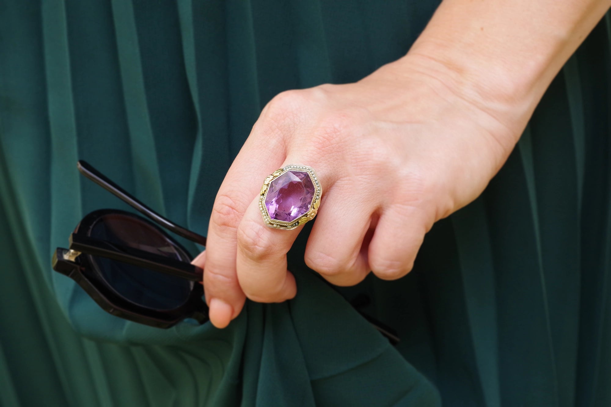 Retro amethyst pearl gold ring