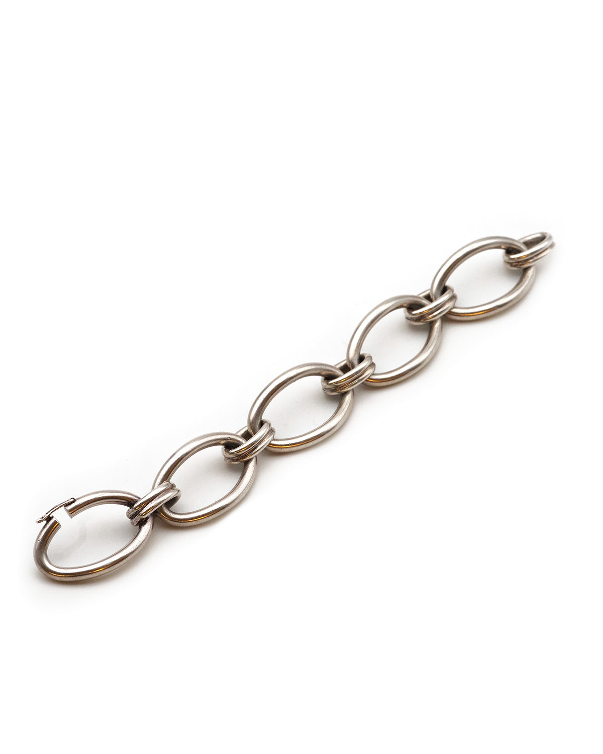 Bracelet moderne en argent