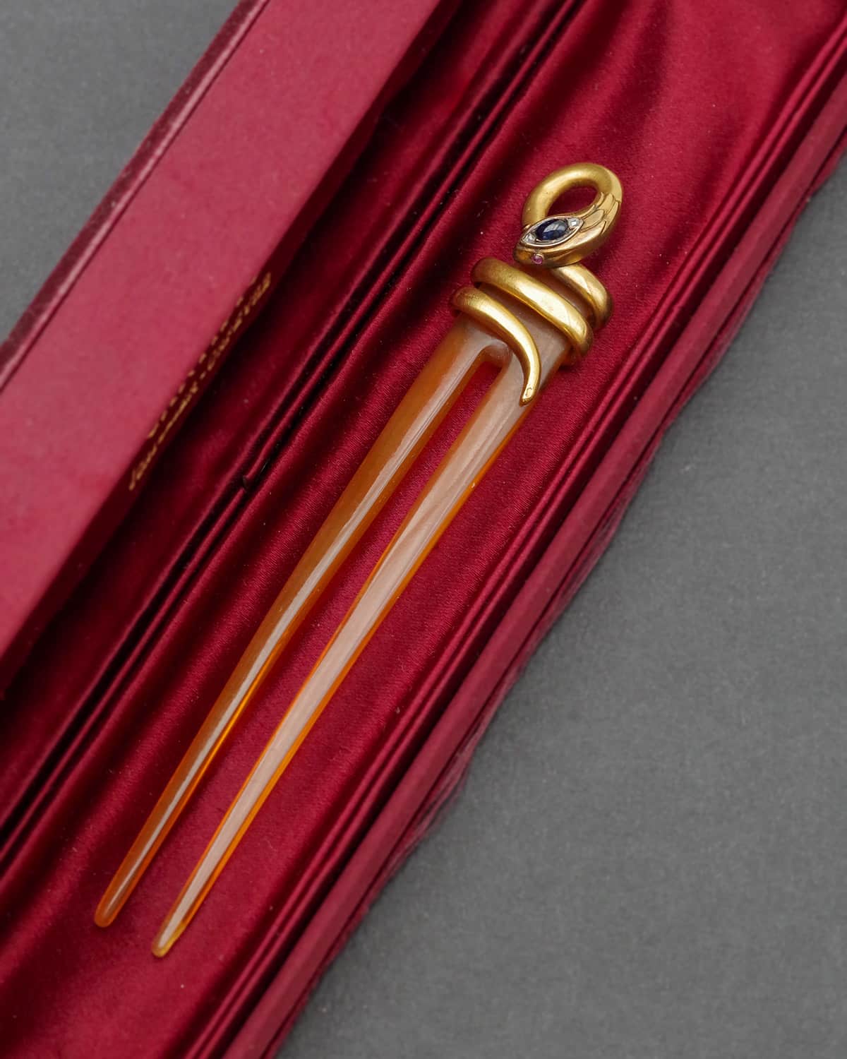 Epingle chaumet en or