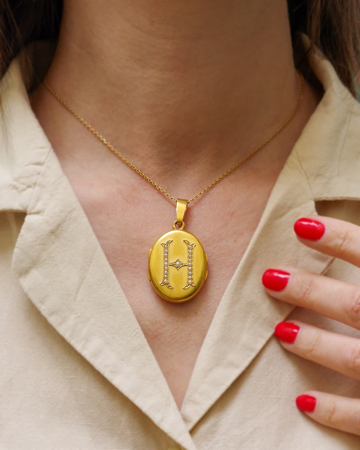 H letter photo locket pendant